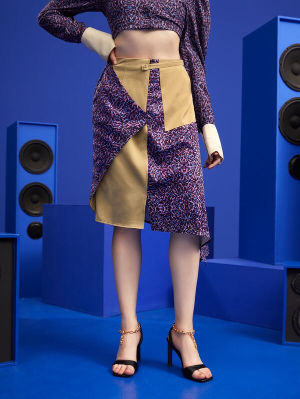 Felicis Allover Print Asymmetric Hem Spliced Skirt