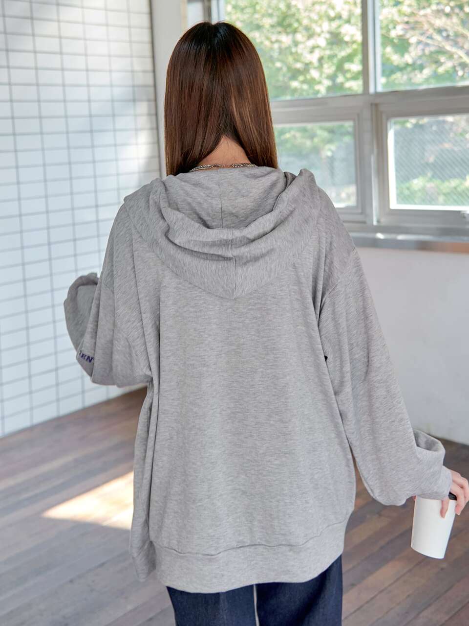 Letter Graphic Drop Shoulder Drawstring Hoodie