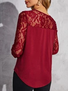SHEIN 蕾絲花邊圓領T恤 - 酒紅色 - 查看 2