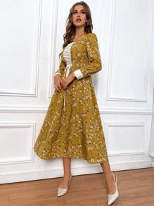 Modelyn Floral Print Lace Up Front Puff Sleeve Dress - Yellow - View 5