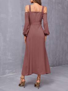 SHEIN Vestido con cinturón unicolor de hombros descubiertos - Rosa vieja - Ver 2