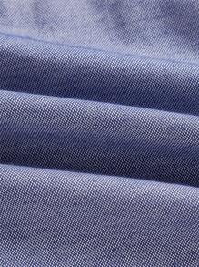 Manfinity Homme 男士鷹刺繡四分之一按鈕襯衫