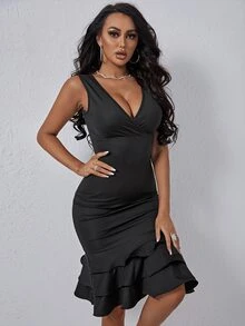 SHEIN SXY 深V領多層下擺緊身洋裝 - 黑色 - 查看 3