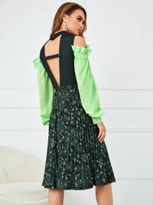 AIYMY Colourblock Cut Out Floral Print Pleated Hem Mock Neck Dress - Dark Green - View 2