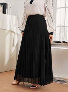 Modelyn Plus High Waist Solid Pleated Skirt - Black - View 5