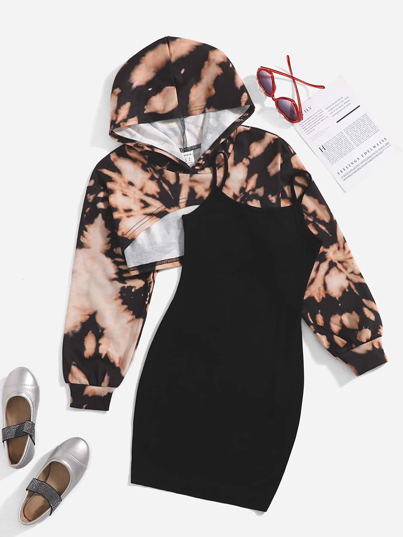 SHEIN 女孩紮染高低下擺連帽衫和吊帶洋裝