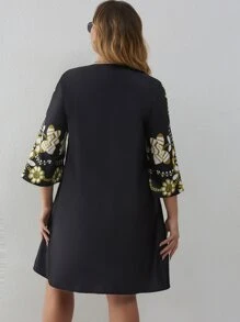 Plus Floral Print Tunic Dress - Black - View 2