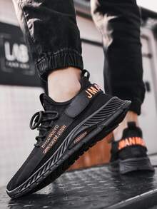 Men Letter Tape Decor Running Shoes - Black - View 2