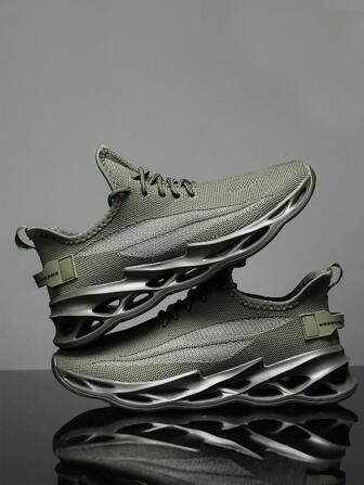Men's Olive Green Color Knitted Thick-soled Road Running Shoes With Lace-up Decorations