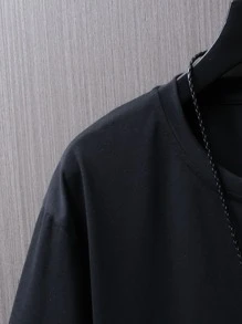 Manfinity 男士字母和筆刷圖案T恤 - 黑色 - 查看 3