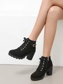 女性黑色繫帶帶扣細節粗跟馬丁靴