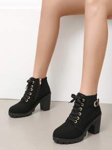 女性黑色繫帶帶扣細節粗跟馬丁靴