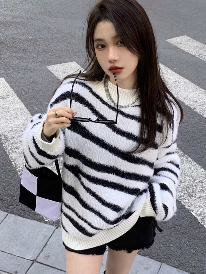 Honeyspot Zebra Stripe Drop Shoulder Oversized Fluffy Sweater | SHEIN
