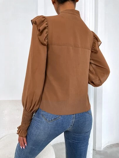 ソリッド シール フリルトリム タイネック トップス