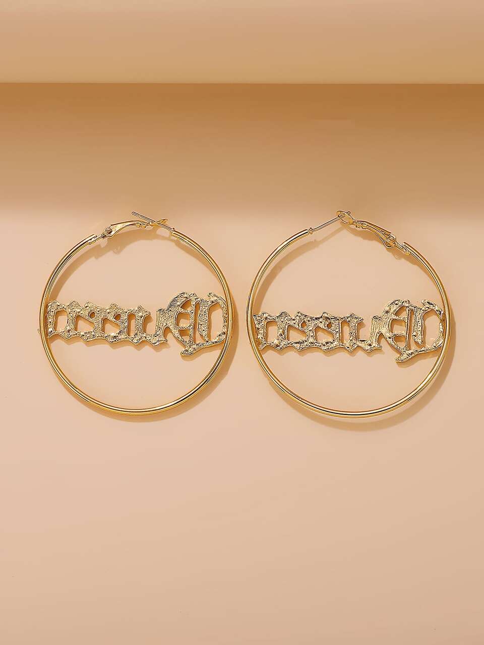 Letter Detail Hoop Earrings