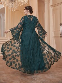 Modelyn Plus Solid Dress & Flounce Sleeve Lace Maxi Dress Women Outfit - Dark Green - View 2