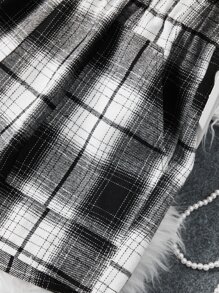 大碼格紋紙袋型腰粗花呢短褲 - 黑與白 - 查看 5