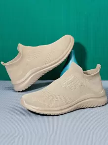 男士針織透氣競技賽跑運動鞋細節一腳蹬跑鞋