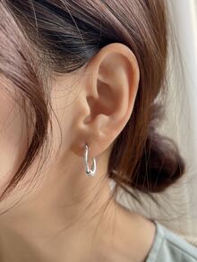 DAZY 極簡風格圓耳環 - 銀色 - 查看 2
