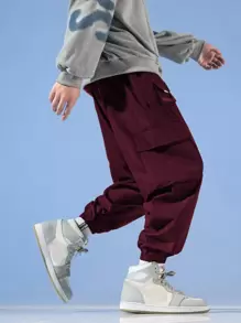 Manfinity Hypemode Men Flap Pocket Cargo Trousers - Maroon - View 3