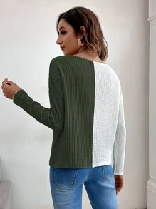 SHEIN LUNE 雙色V領T恤 - 彩色 - 查看 2