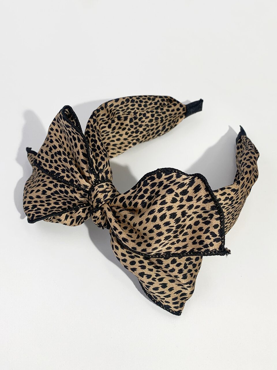 1pc Leopard Print Headband With Bow, Premium Women's Hair Accessory, Elegant Lady Style, Matches Dresses, High-End Headpiece For Beach, Shopping And Gatherings