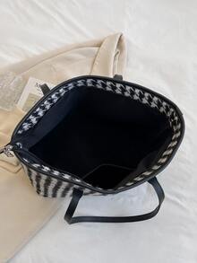 Houndstooth Shoulder Tote Bag - Black - View 3