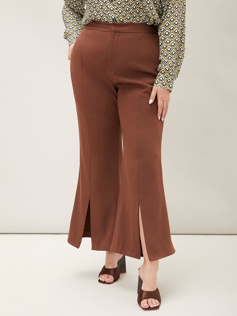 PLUS FLARE LEG SPLIT PANTS