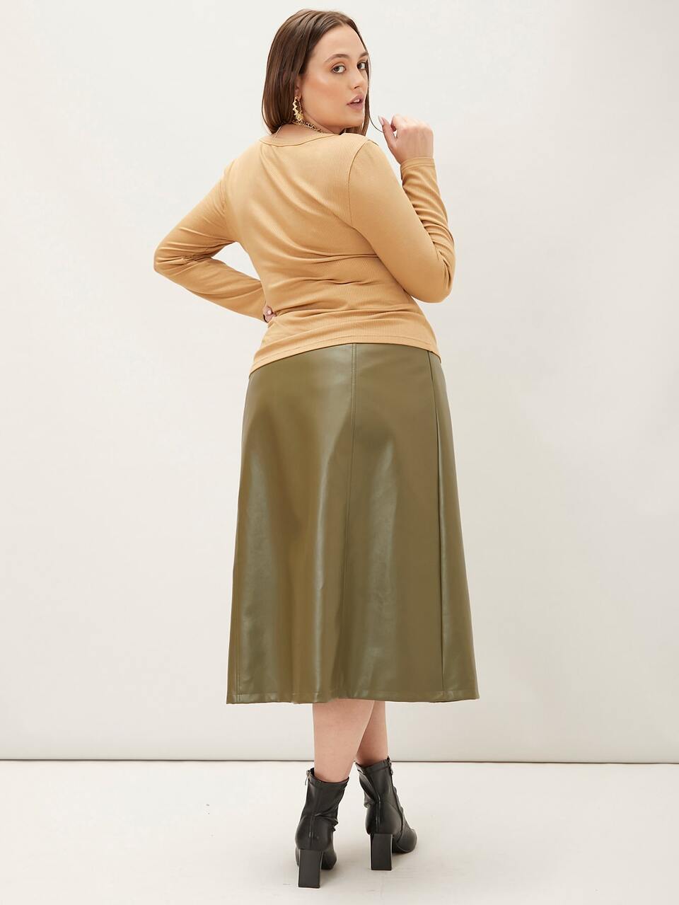 PLUS VISCOSE RIBBED T-SHIRT