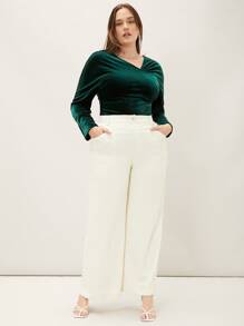 MOTF PREMIUM PLUS VELVET WRAP T-SHIRT - Dark Green - View 10