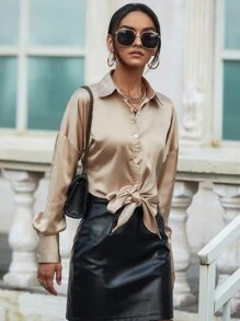 SHEIN X Belinda 落肩袖前打結緞面襯衫 - 香檳色 - 查看 4