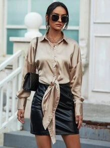 SHEIN X Belinda 落肩袖前打結緞面襯衫 - 香檳色 - 查看 5