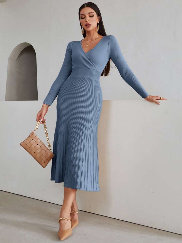 Modelyn Vestido de punto de cuello cruzado tejido de canalé - Celeste - Añade 5