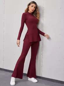 SHEIN Essnce 小高領側開衩羅紋針織T恤和傘狀腿褲子套裝 - 酒紅色 - 查看 1