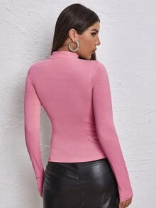 SHEIN Unity Camiseta tejida de canalé con bordado de letra de cuello alto - Rosa - Ver 2