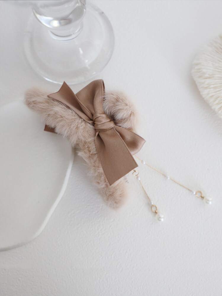 Bow Decor Plush Hair Claw - Khaki - View 2