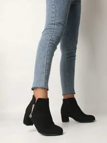 Botines con diseño metal con tacón grueso - Negro - Ver 1