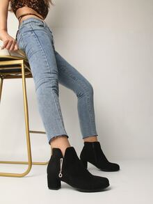 Botines con diseño metal con tacón grueso - Negro - Ver 5