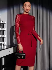 SHEIN Essnce 小高領蕾絲拼接繫腰帶連衣裙 - 酒紅色 - 查看 1