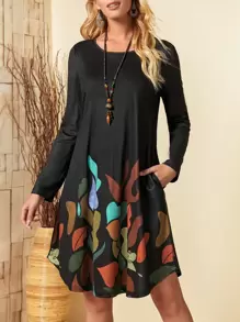 EMERY ROSE Vestido con estampado de dibujo con bolsillo oblicuo - Negro - Ver 1