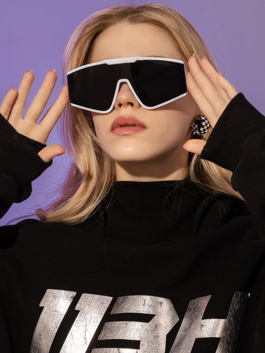 Street 1pc Ladies Fashionable One-Piece Oversized Fashion Glasses For Holiday For Summer Beach Vacation,Outdoor,Travel - White - View 1