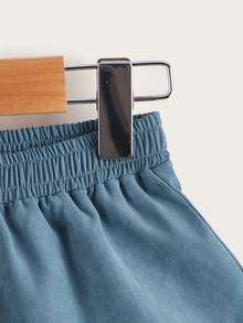 SHEIN 小男童翻蓋口袋彈性腰帶短褲 - 霧霾藍 - 查看 4