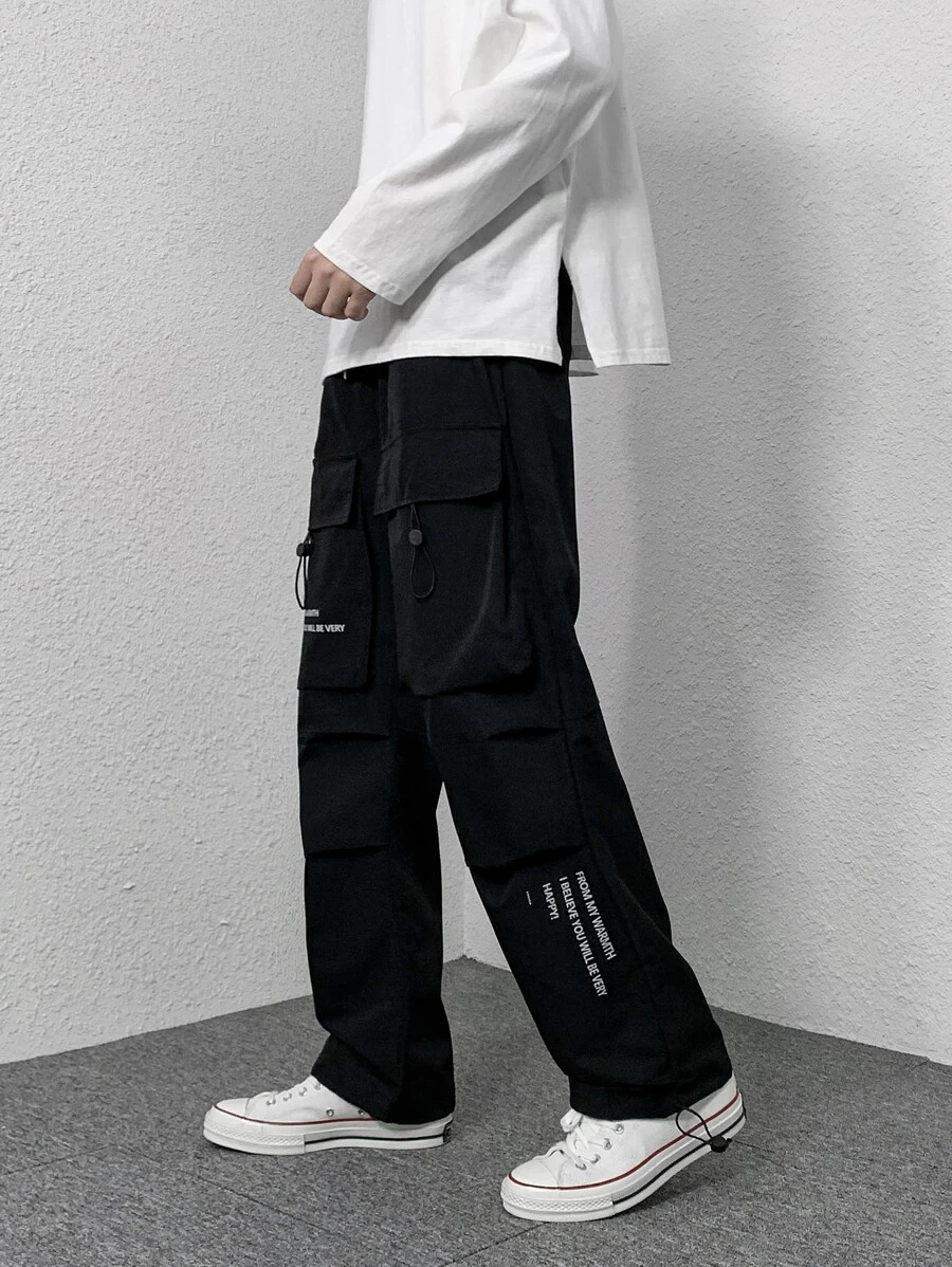 Manfinity Men Slogan Graphic Flap Pocket Drawstring Hem Trousers - Black - View 1