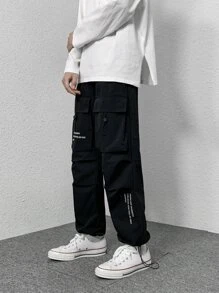 Manfinity Men Slogan Graphic Flap Pocket Drawstring Hem Trousers - Black - View 7