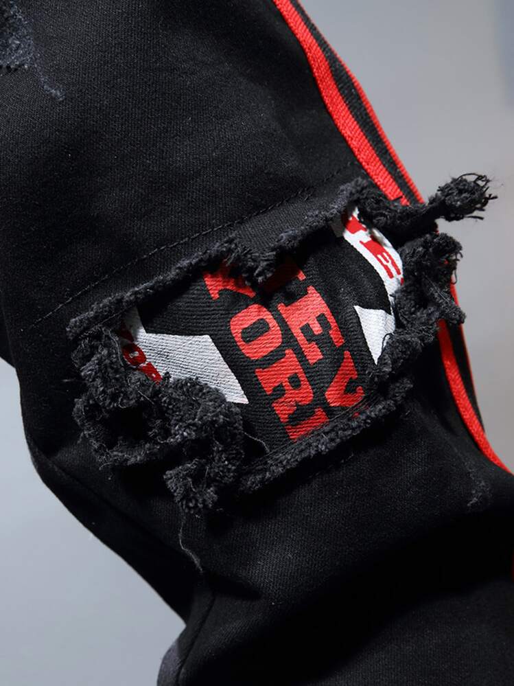 Manfinity LEGND Men Cotton Letter Patched Ripped Contrast Tape Jeans, Men Ripped Jeans, Black Ripped Jeans Men, Men Graphic Jeans - Black - View 4