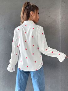 SHEIN Frenchy Camisa Impressão de coração Manga Babado