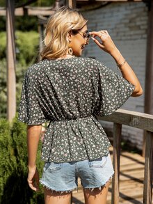 V領碎花荷葉邊襯衫 - 軍綠色 - 查看 2