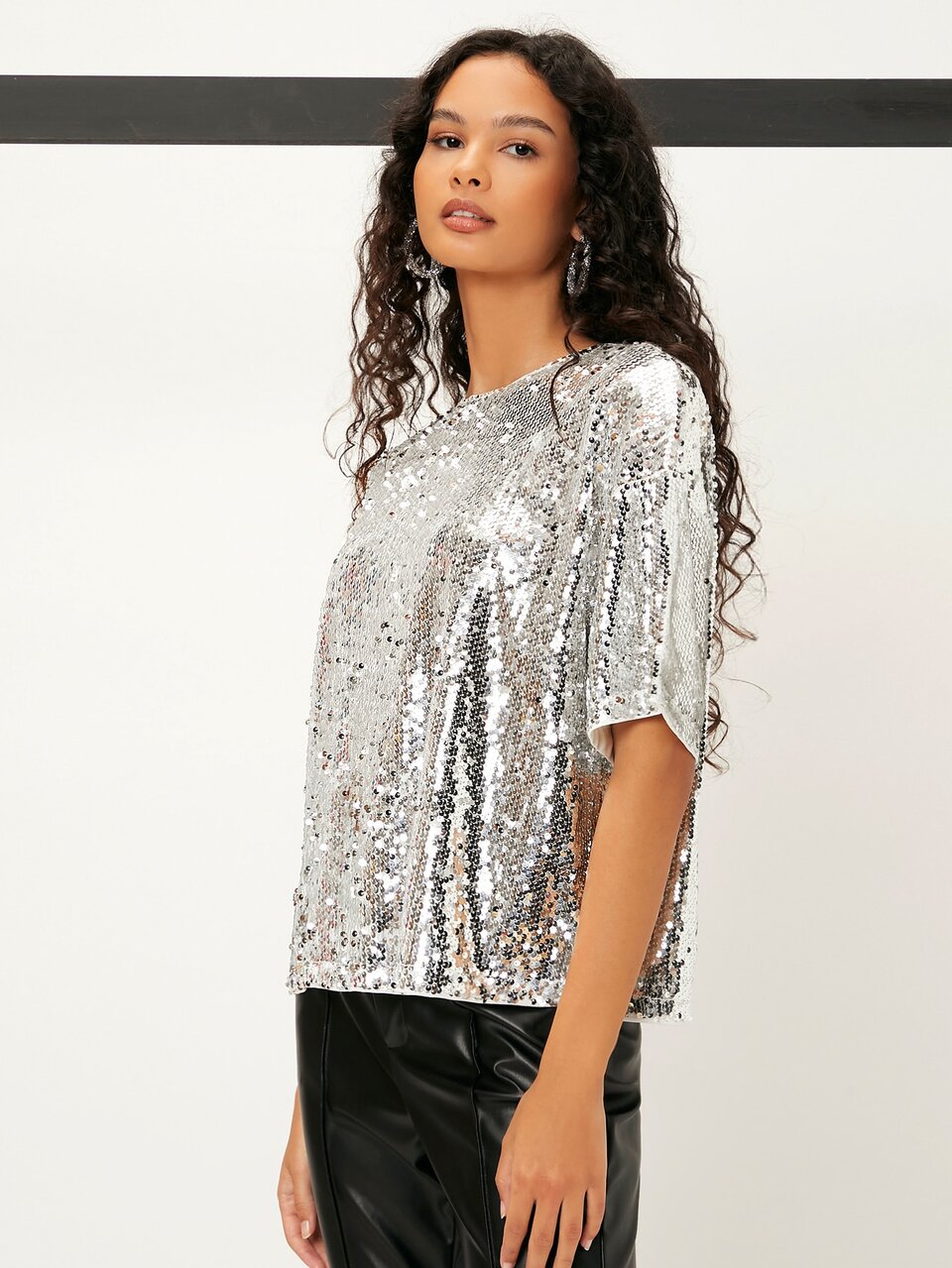 Keyhole Back Drop Shoulder Sequins Tee