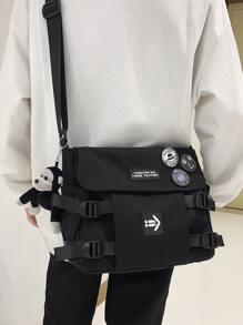 高中生 大学新生 多功能单肩包 单肩包 休闲包 男士徽章和补丁装饰 斜挎包，父亲节礼物，手提包 旅行、大学、户外、通勤用书包 斜挎包 单肩包 侧包 方形包 黑色节日包 夏季男士礼物 男士单肩包 男士包 斜挎包 侧包 返校 学校用品 秋季男士包 圆筒包 旧款 万圣节 圣诞节 - 黑色 - 查看 1