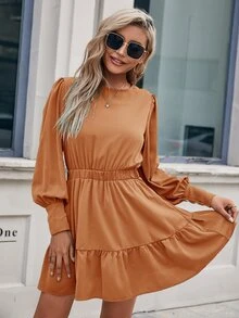 SHEIN Privé Vestido unicolor de espalda con abertura de ojo bajo con fruncido con diseño de botón - Marrón - Ver 7